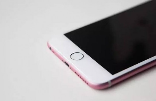 아이폰6S-6S 플러스, 내달 11일 사전 주문 시작.. 정식 출시일은 18일