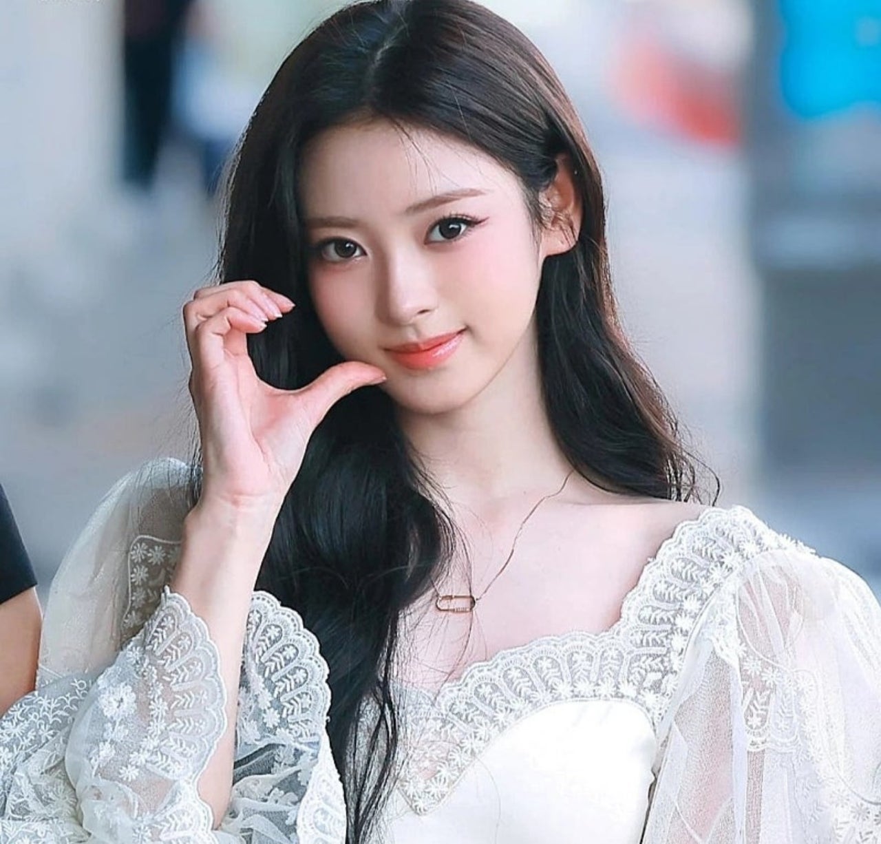 실물 이쁜걸로 유명해지고 있는 미야오 안나