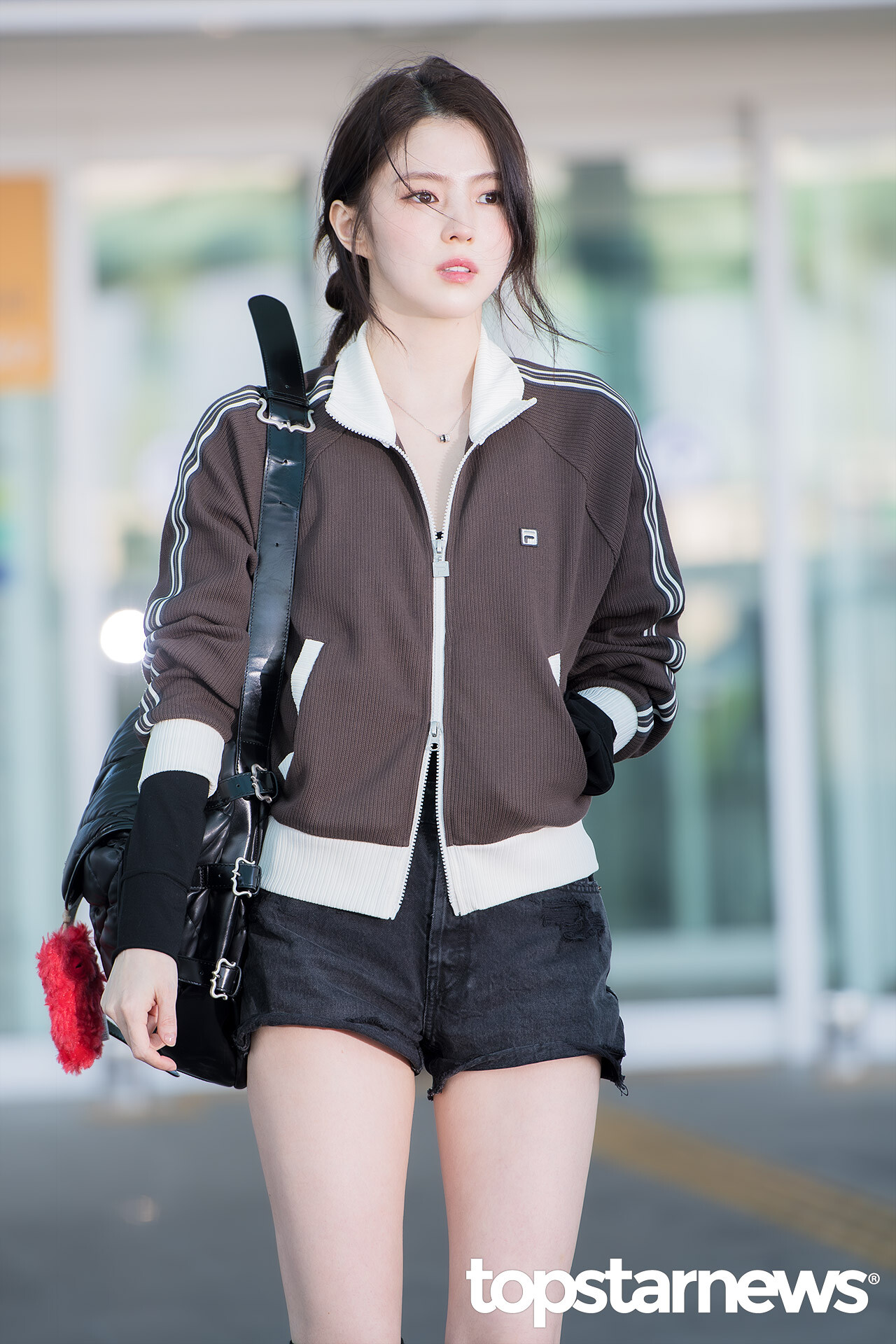 출국하는 한소희