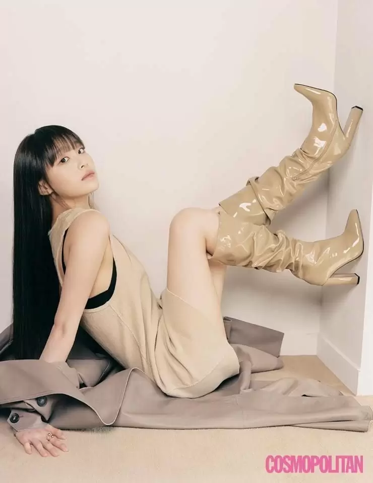 코스모폴리탄 4월호 츄 (+인터뷰 링크)