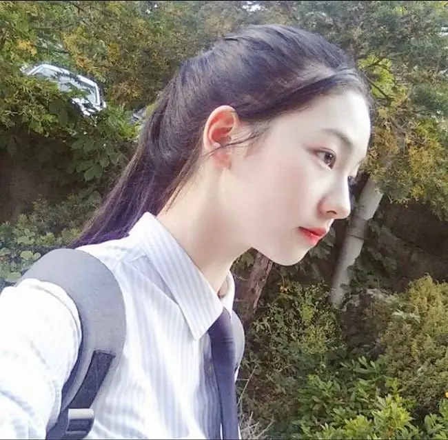 한솔고 다니던 시절 고딩때 카리나