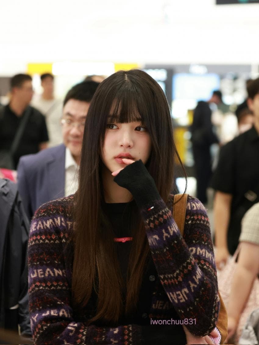 오늘 간사이 공항에서 사진 찍힌 장원영