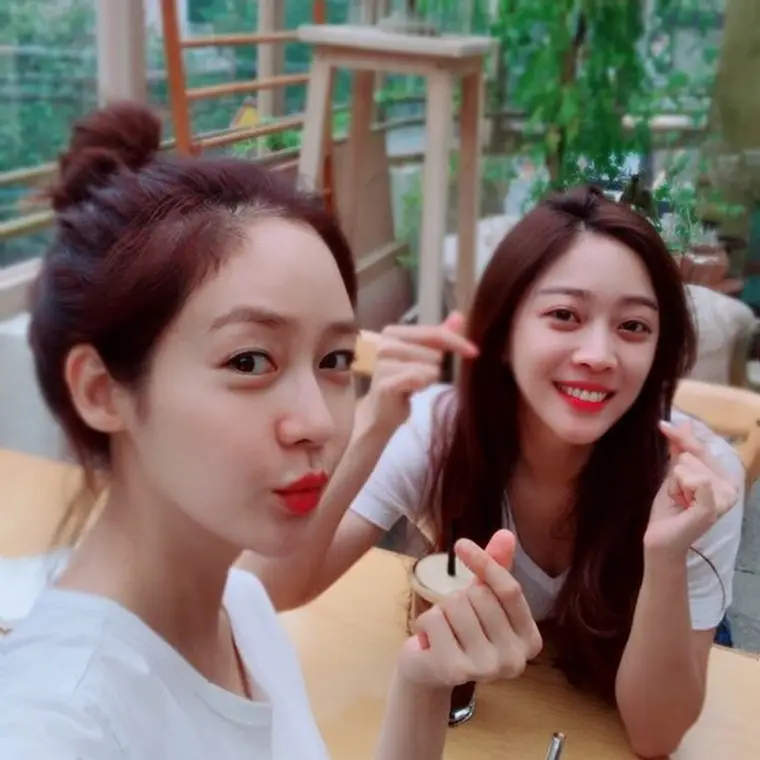 성유리 조보아 JPG