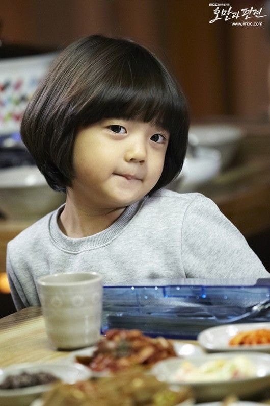 동백꽃 필구의 지금보다 더 어린 시절 ㅋ