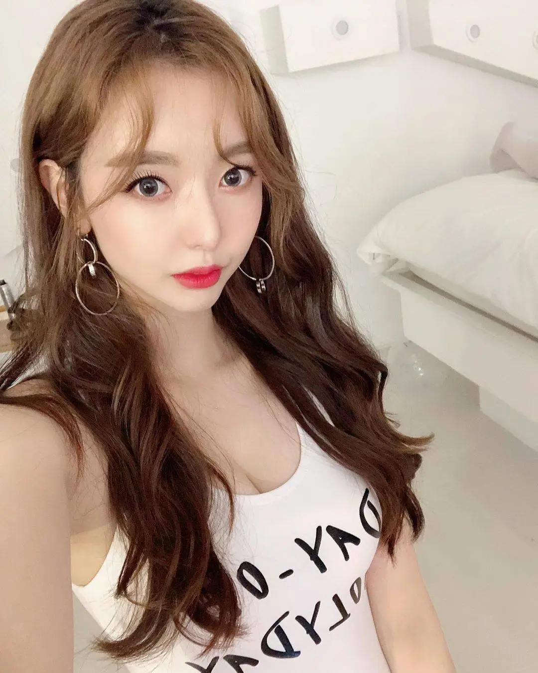 달샤벳 세리 인스타.jpg