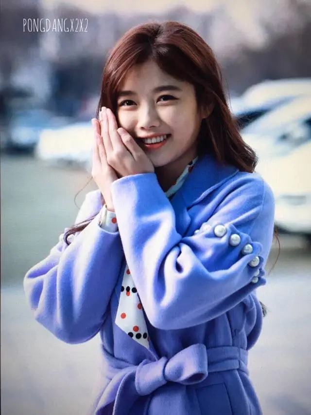 사랑니 뽑고 라디오 녹화 간 김유정