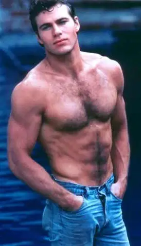 황당하게 사망한 배우.jpg