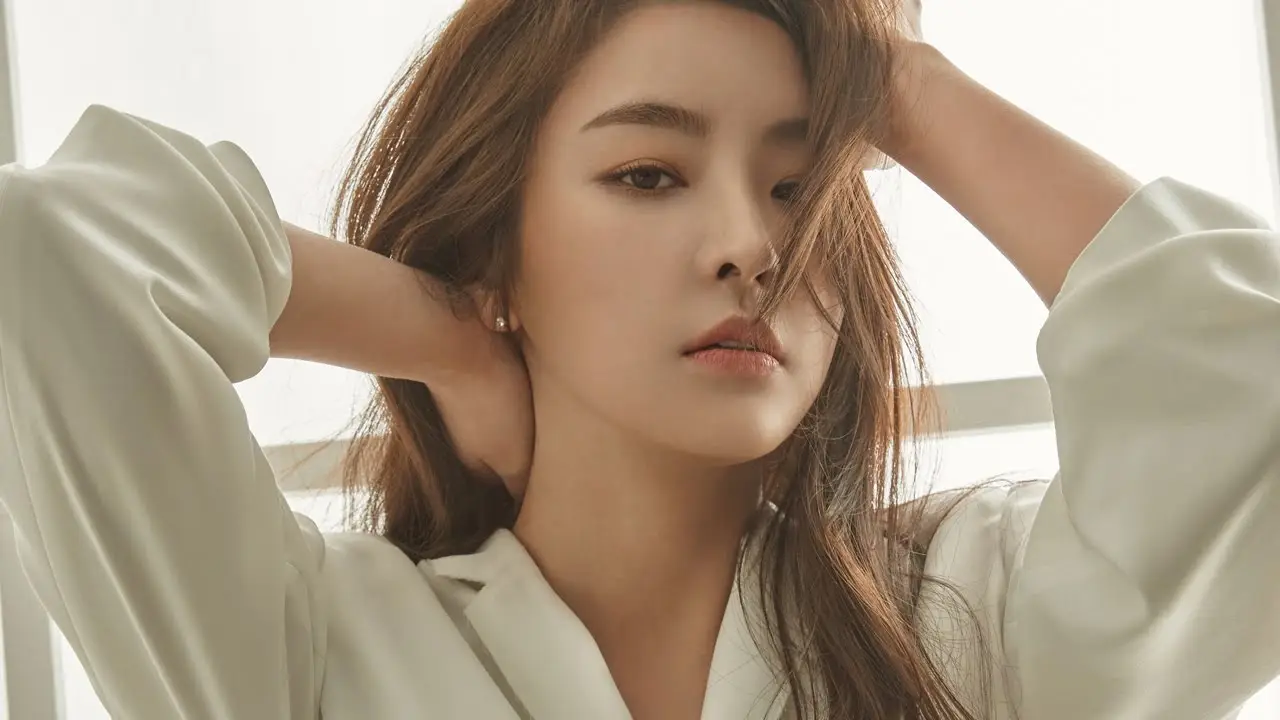 'DHC 혐한' 정유미 측