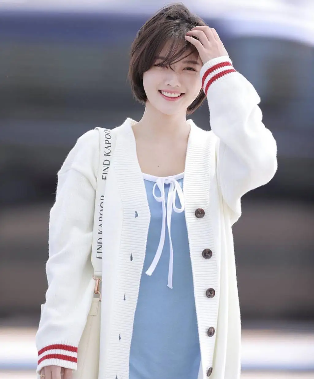 숏컷 김유정.jpg