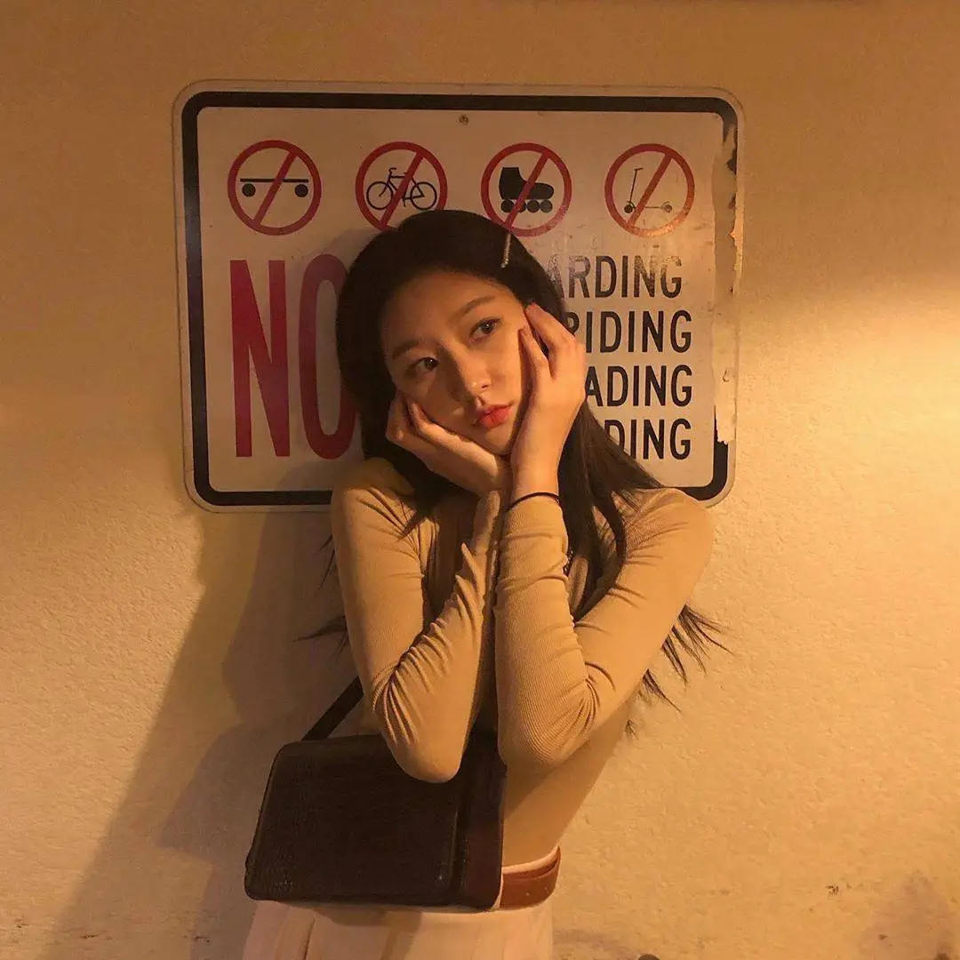 오늘자 김새론.insta