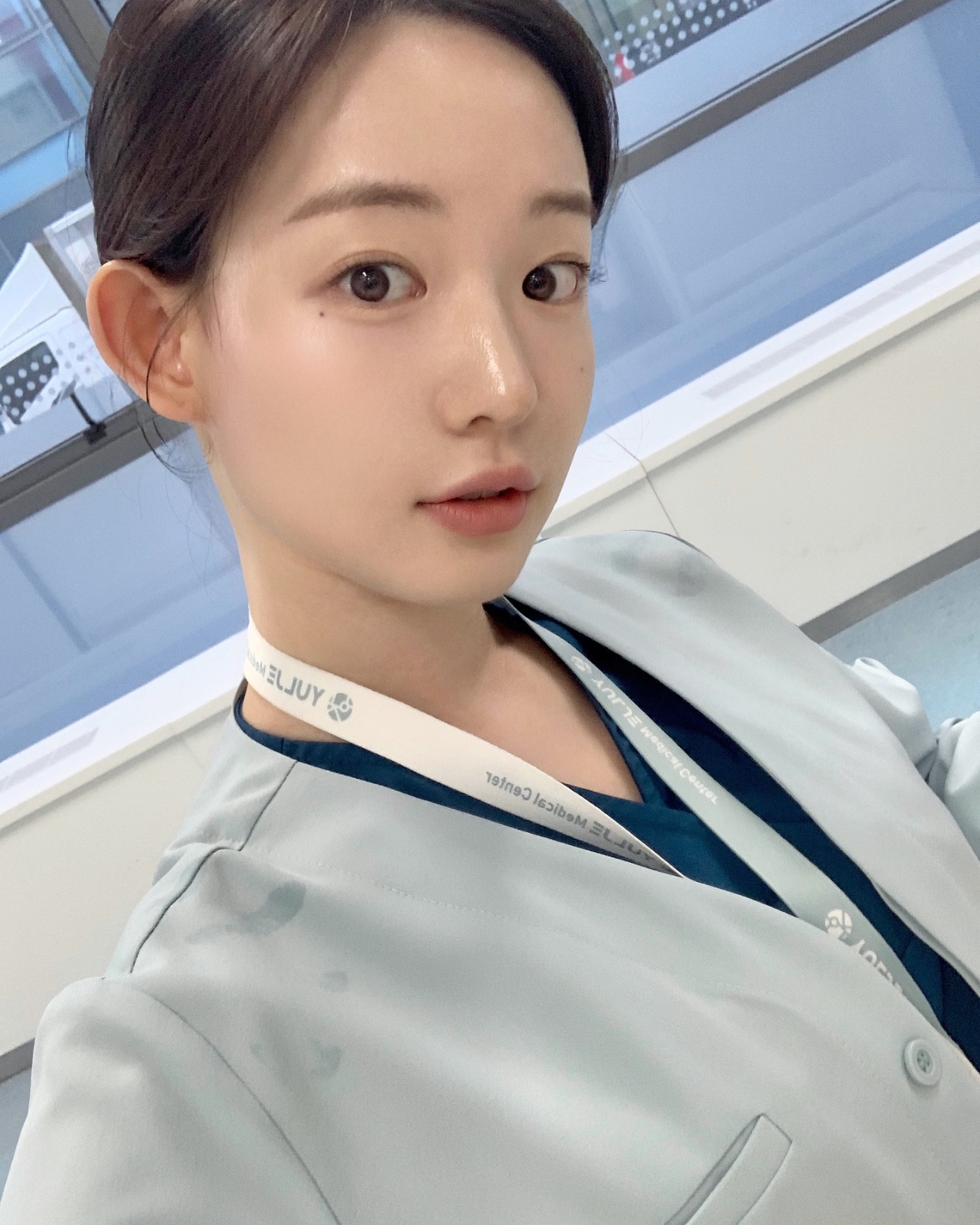 배우 최윤지