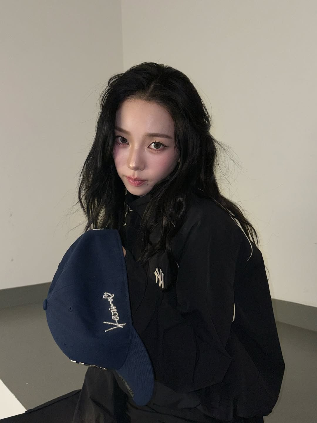 mlb 모자 쓴 카리나