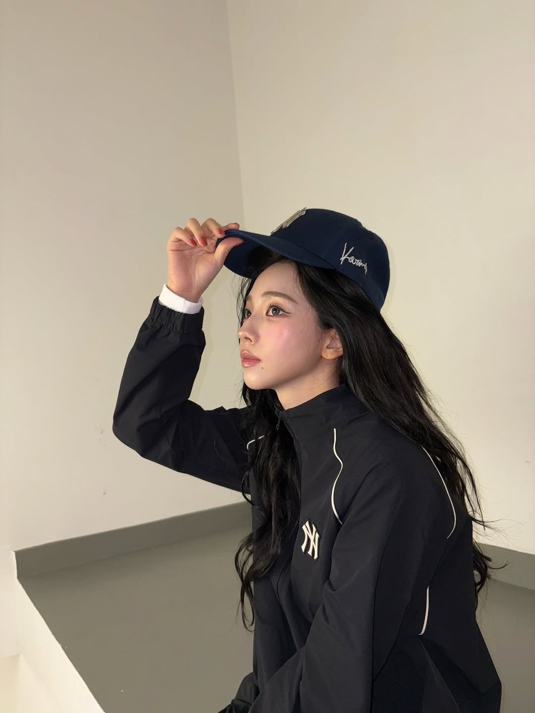 mlb 모자 쓴 카리나