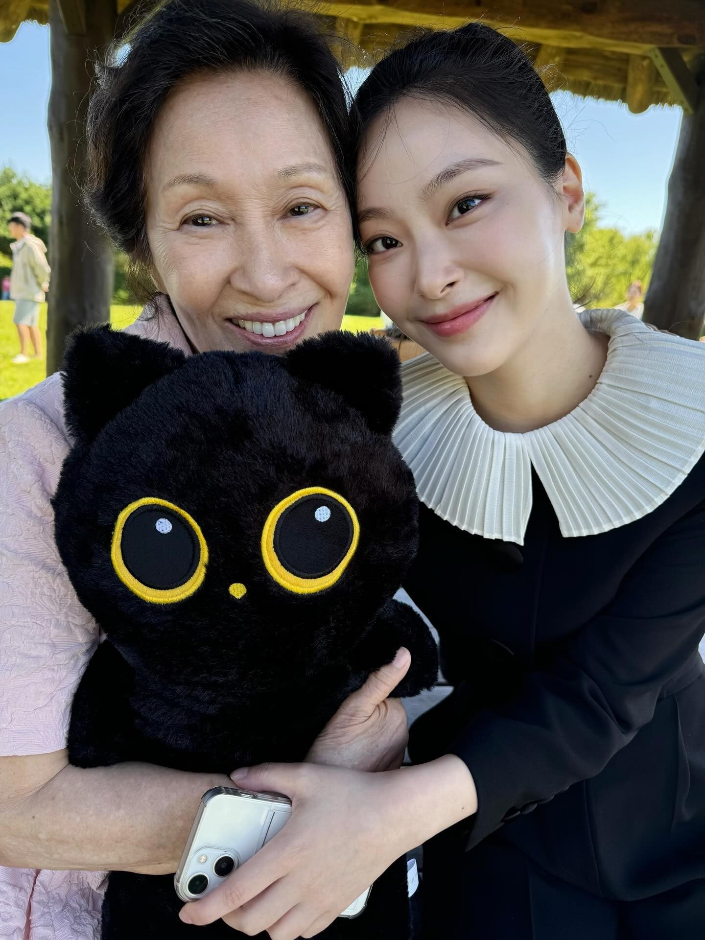 송지오 첫 여성 앰버서더 최희진 일상