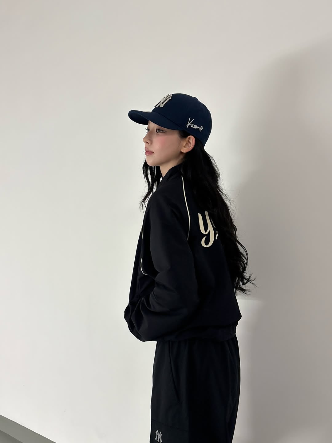 mlb 모자 쓴 카리나