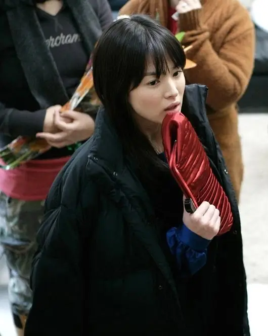 송혜교 최근 모습, 좀 야윈듯한 ??