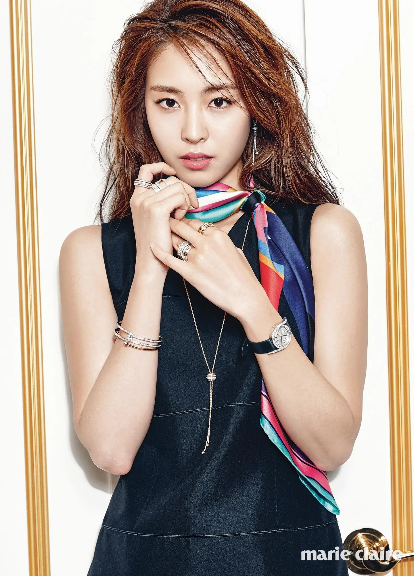 이연희 마리끌레르 6월호 화보.jpg