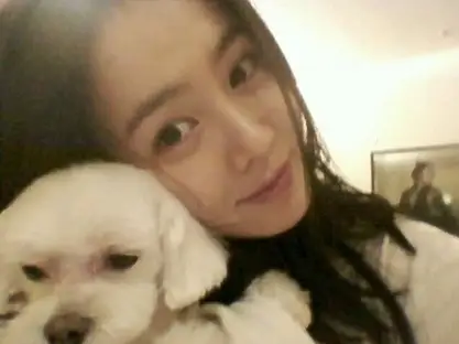 일상 속 손예진 완벽한 미모·몸매