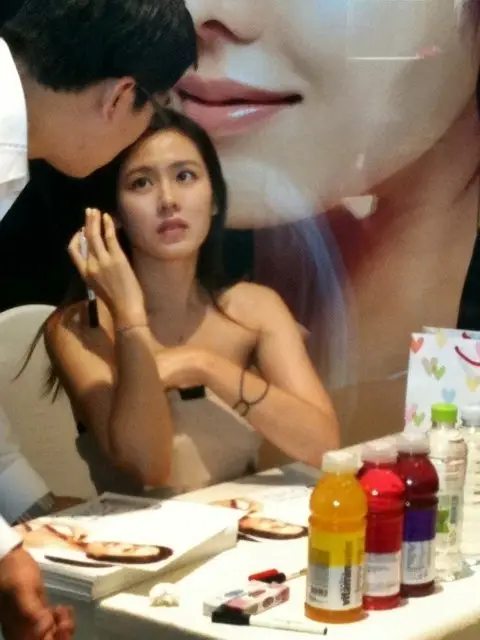 일상 속 손예진 완벽한 미모·몸매