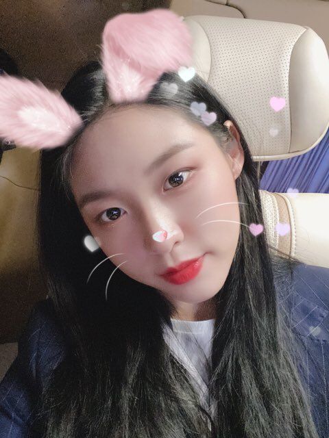 오늘자 #설현 셀카