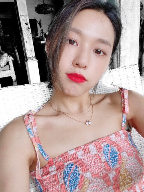 #설현 셀카