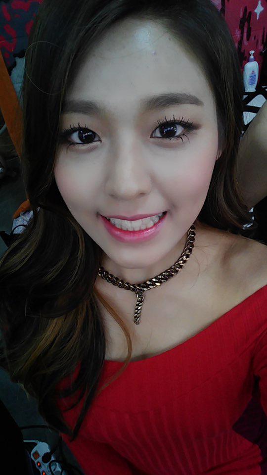 설현(AOA) 141225 트윗 - 여러분!!메리크리스마스★ 행복하고 따뜻한하루 되세요^-^♥