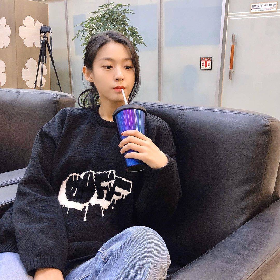 오늘자 설현.insta