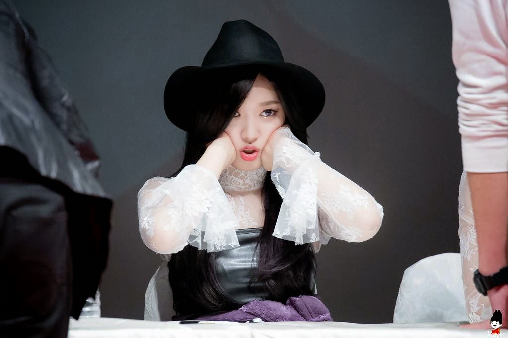 141121 AOA 신촌 팬사인회 직찍 by @DooDoo