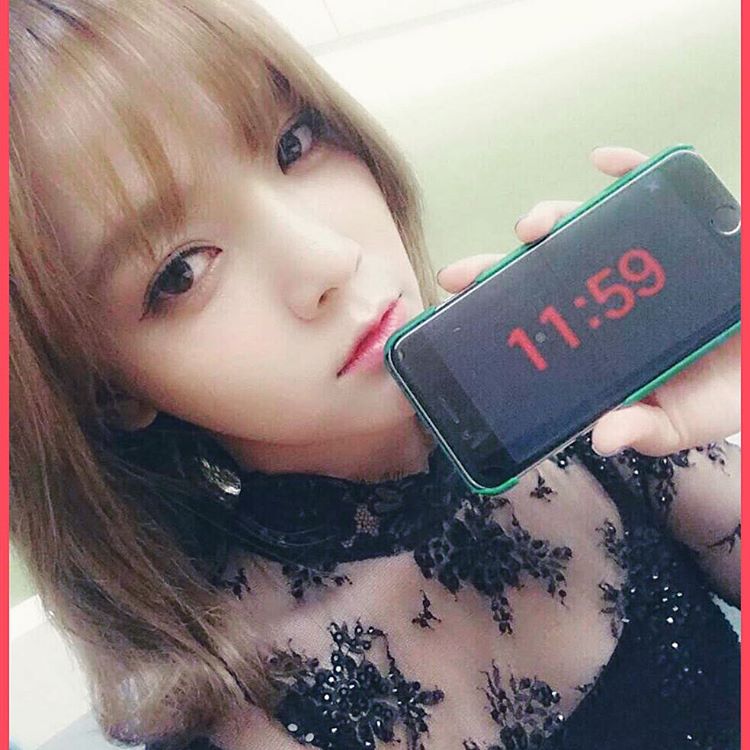 지민(AOA) 150909 인스타그램 - 신데렐라 밥먹기 1분전
