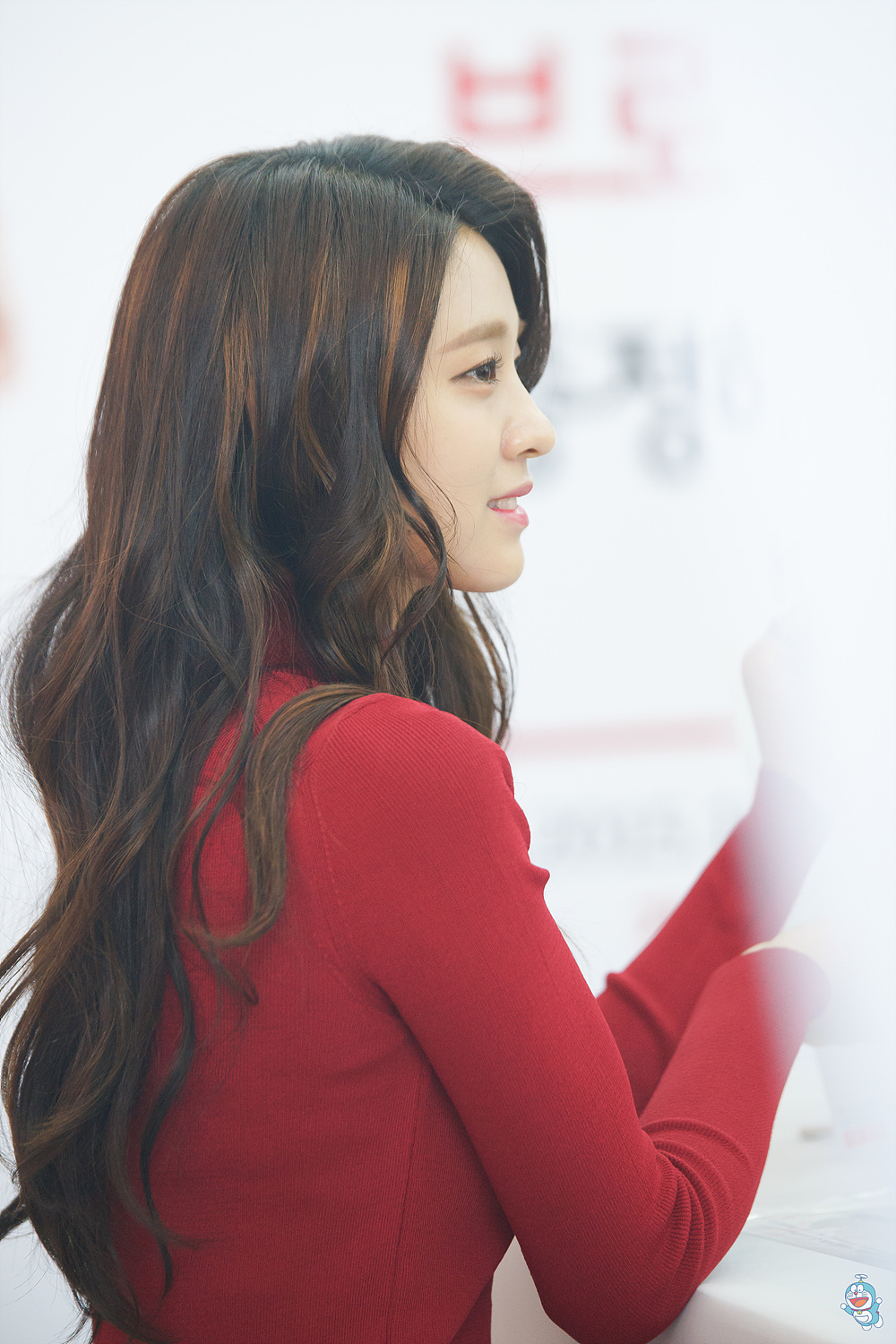 SKT 팬 사인회 설현 직찍
