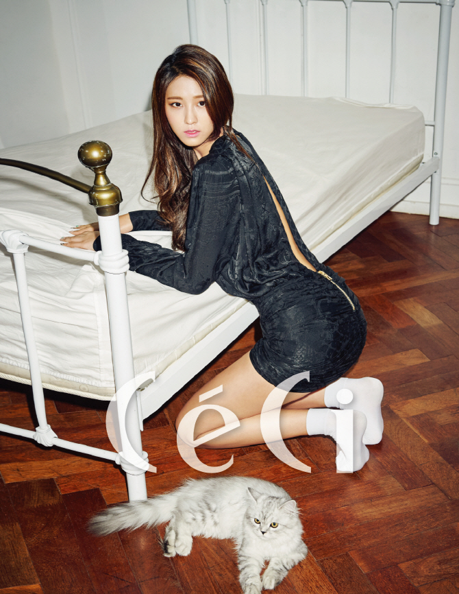 설현 ceci 화보.jpg