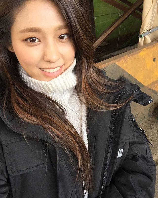 설현(AOA) 151013 인스타그램 - 151013 High Cut Photoshoot BTS