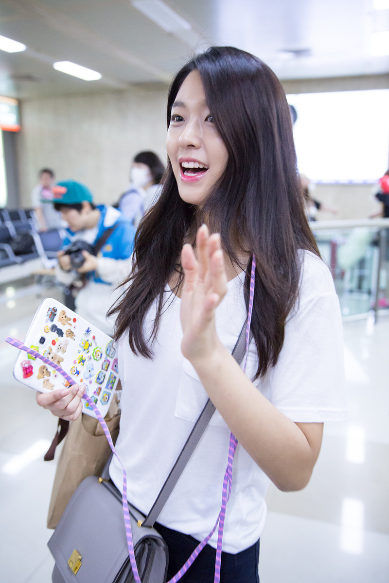 AOA 설현 직찍 - 140908 김포공항 입국 by 상미