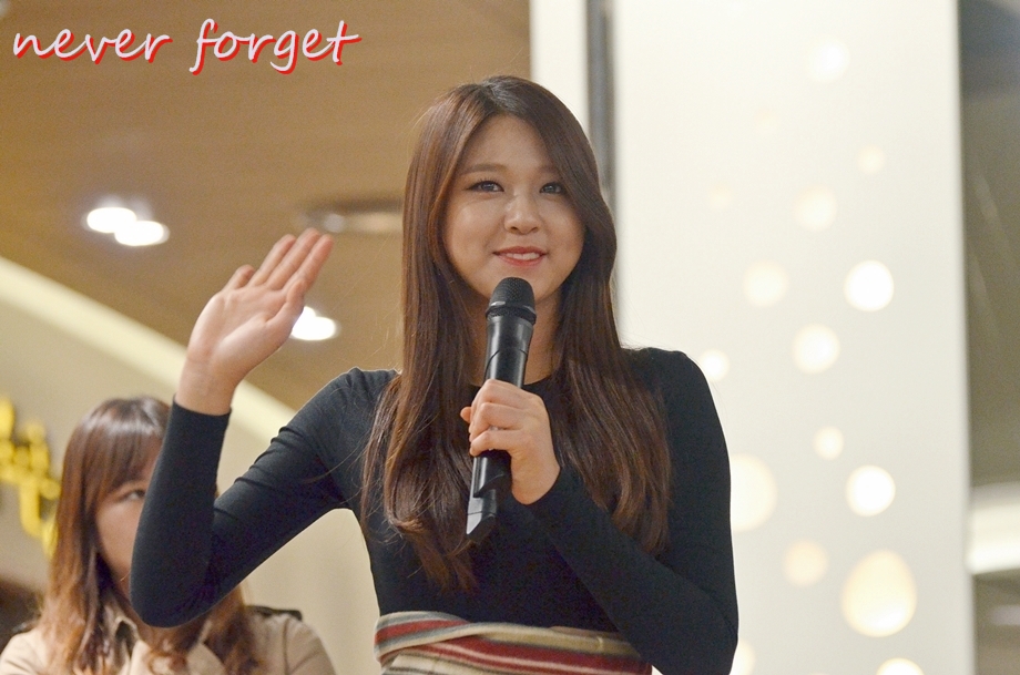 AOA 직찍 - 131027 김포공항 팬싸인회 2