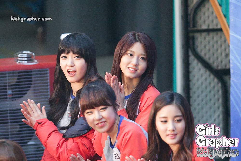 설현,찬미(AOA) 직찍 - 140105 출발 드림팀 by Girls Grapher