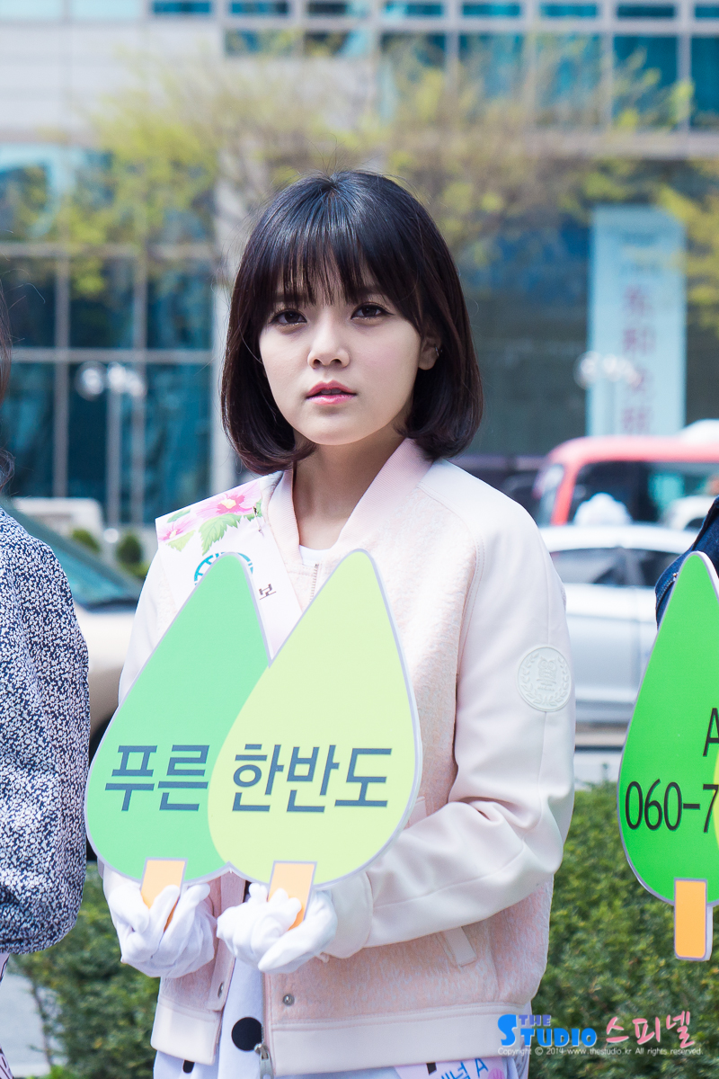 AOA 직찍 - 140404 동아일보 묘목배부 행사 by 스피넬