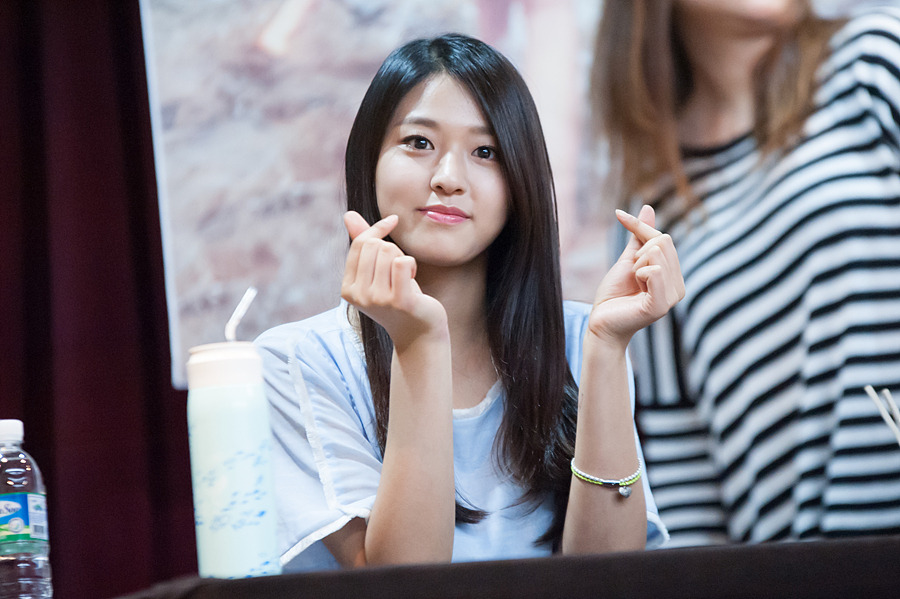 설현 직찍 - 140815 수서 AOA팬싸인회 by 상미