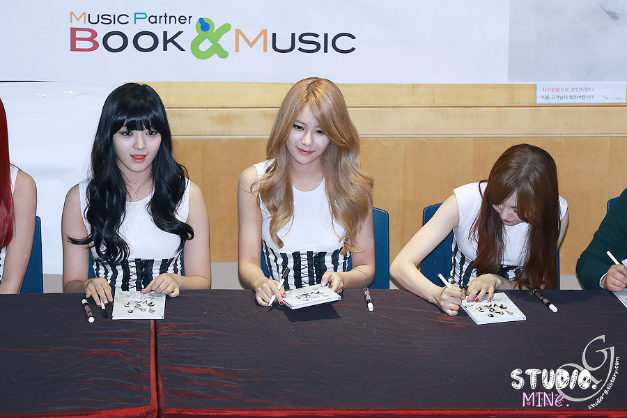 AOA 직찍 - 131018 영풍문고 종로점 팬싸인회 by MINe