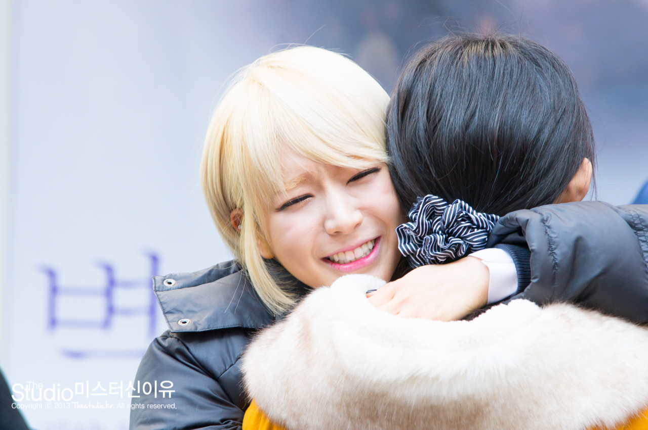 140215 명동 AOA 프리허그 직찍