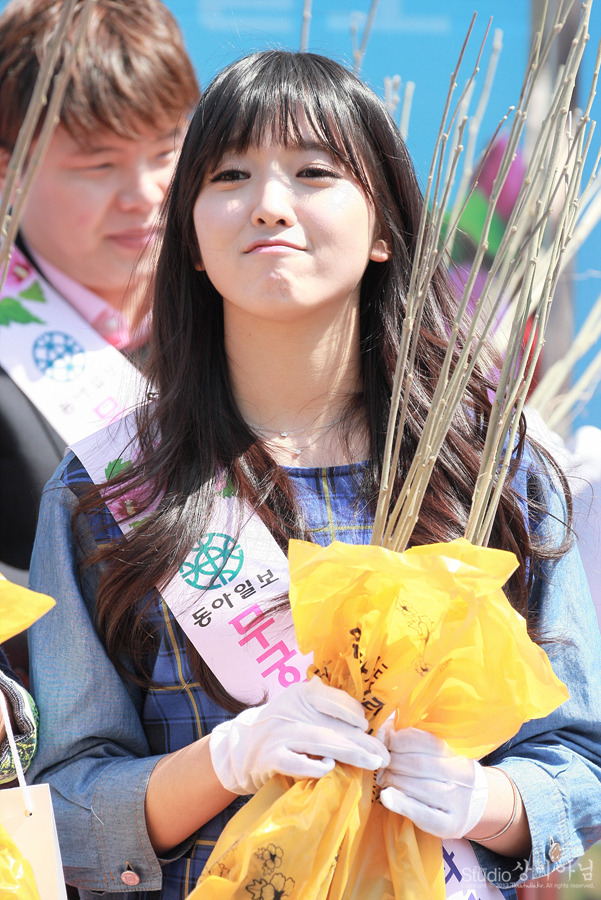 AOA 찬미 직찍 - 140404 무궁화묘목 배부행사