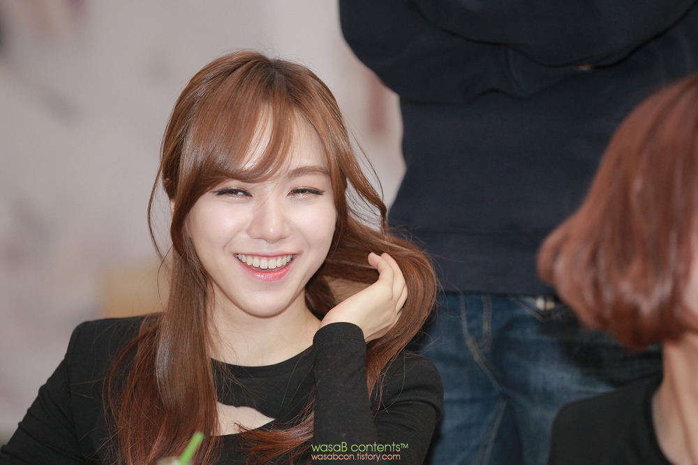 AOA 직찍 - 131027 영풍문고 김포공항점 팬싸인회(29 pics)
