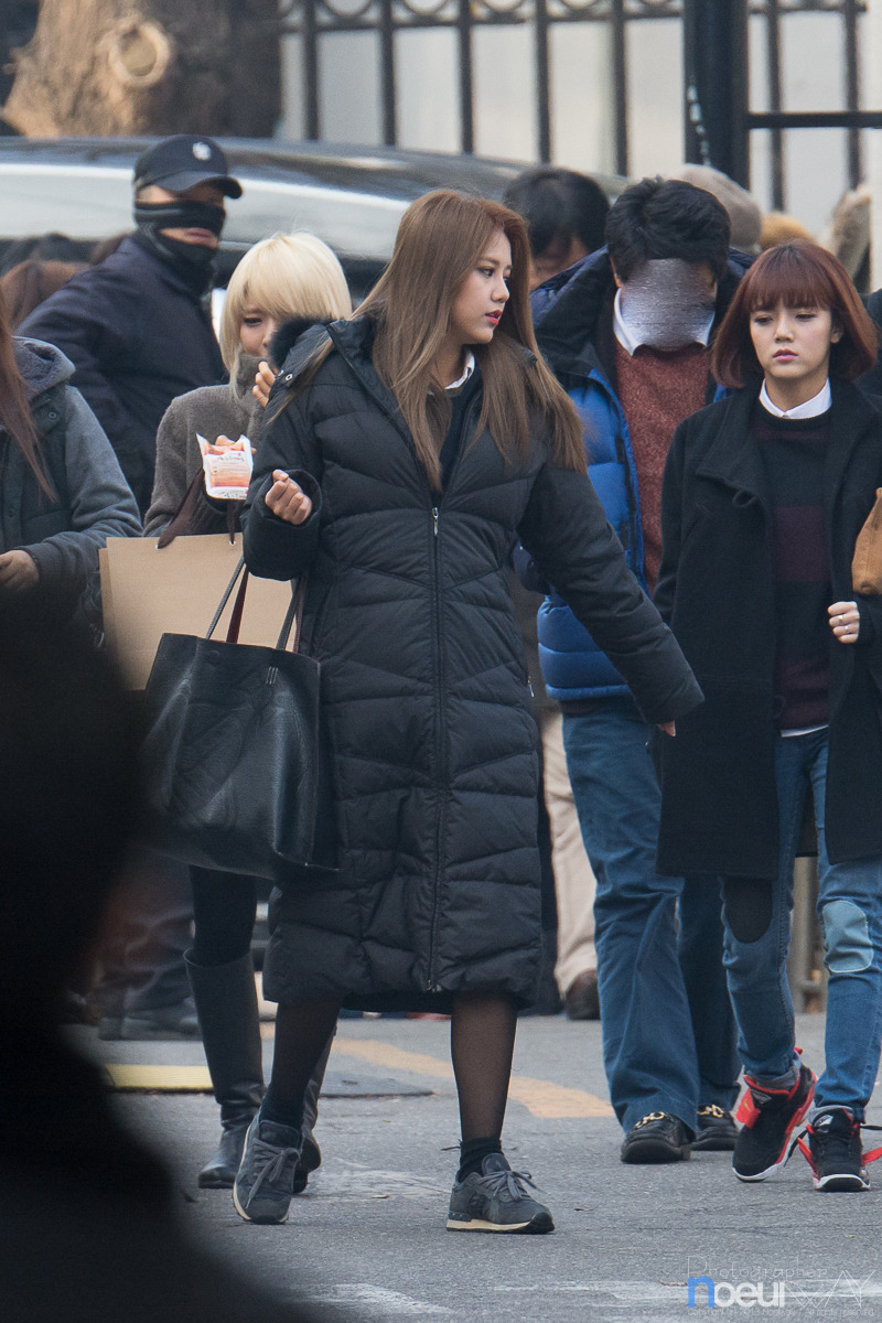 131220 뮤직뱅크 출근길 AOA 직찍 by 노을웨이