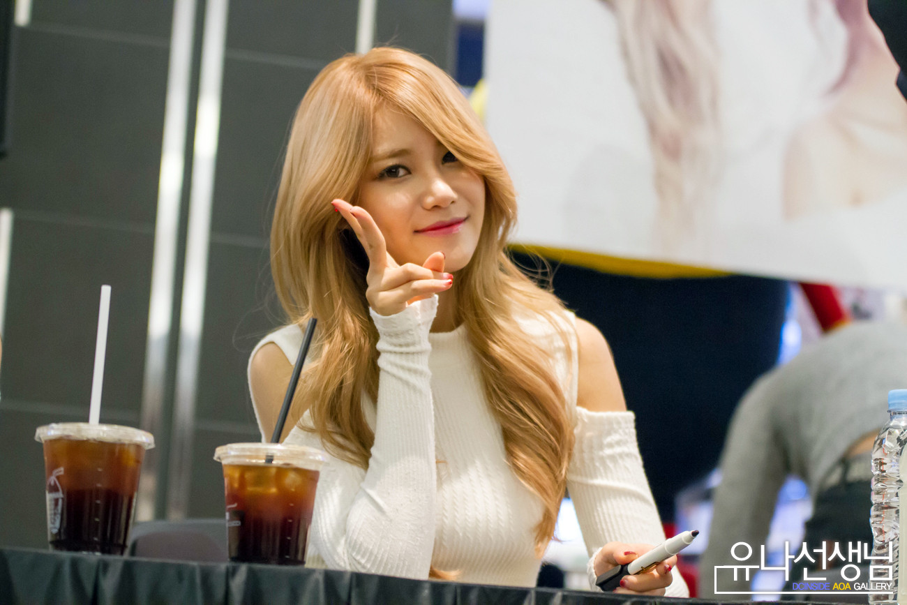 131026 AOA 일산 현대백화점 팬싸인회 직찍 31 pics
