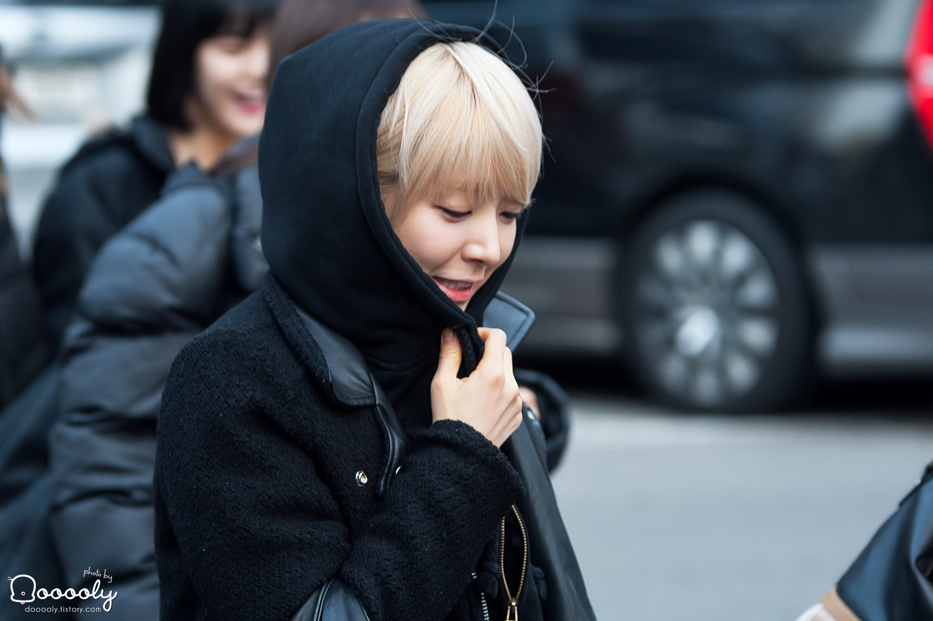 AOA(민아,초아) 직찍 - 140207 뮤뱅 출근길 by 둘리