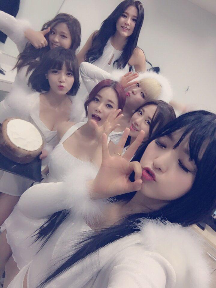 AOA 150101 트윗 - 올해는 더더더더 마니 사랑합니다 엘비스:) 쪼옥