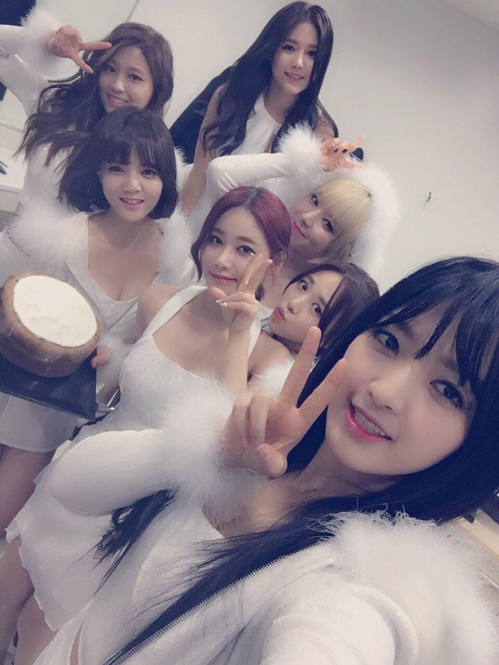 AOA 150101 트윗 - 올해는 더더더더 마니 사랑합니다 엘비스:) 쪼옥