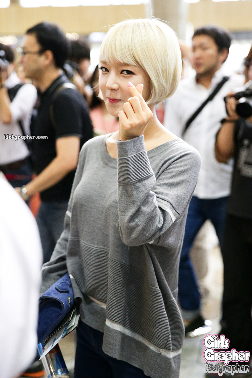 초아(AOA) 직찍 - 140906 김포공항 출국 by Girls Grapher