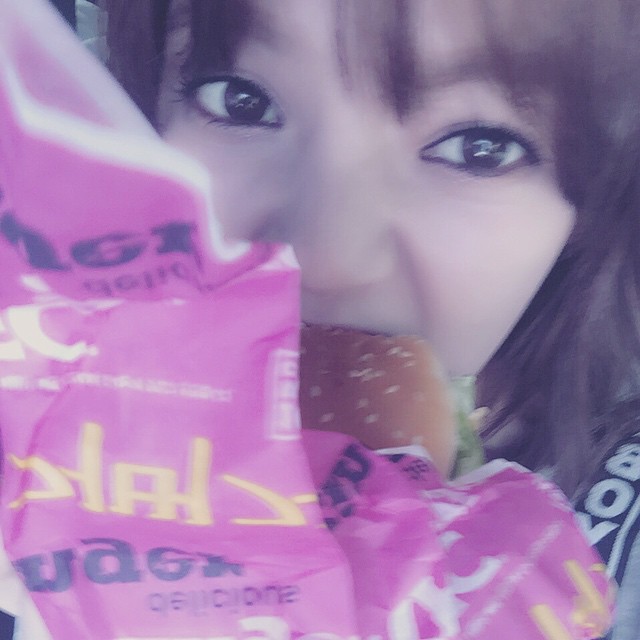 지민(AOA) 150702 인스타그램 - 맛점 하세요 김찬미 와플 덤벼