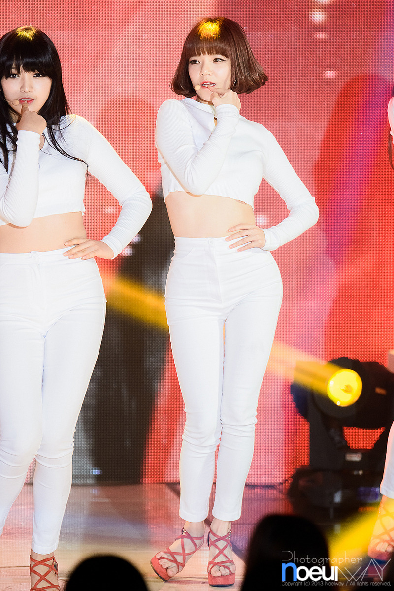 찬미,지민(AOA) 직찍 - 131126 에이즈 예방 캠페인