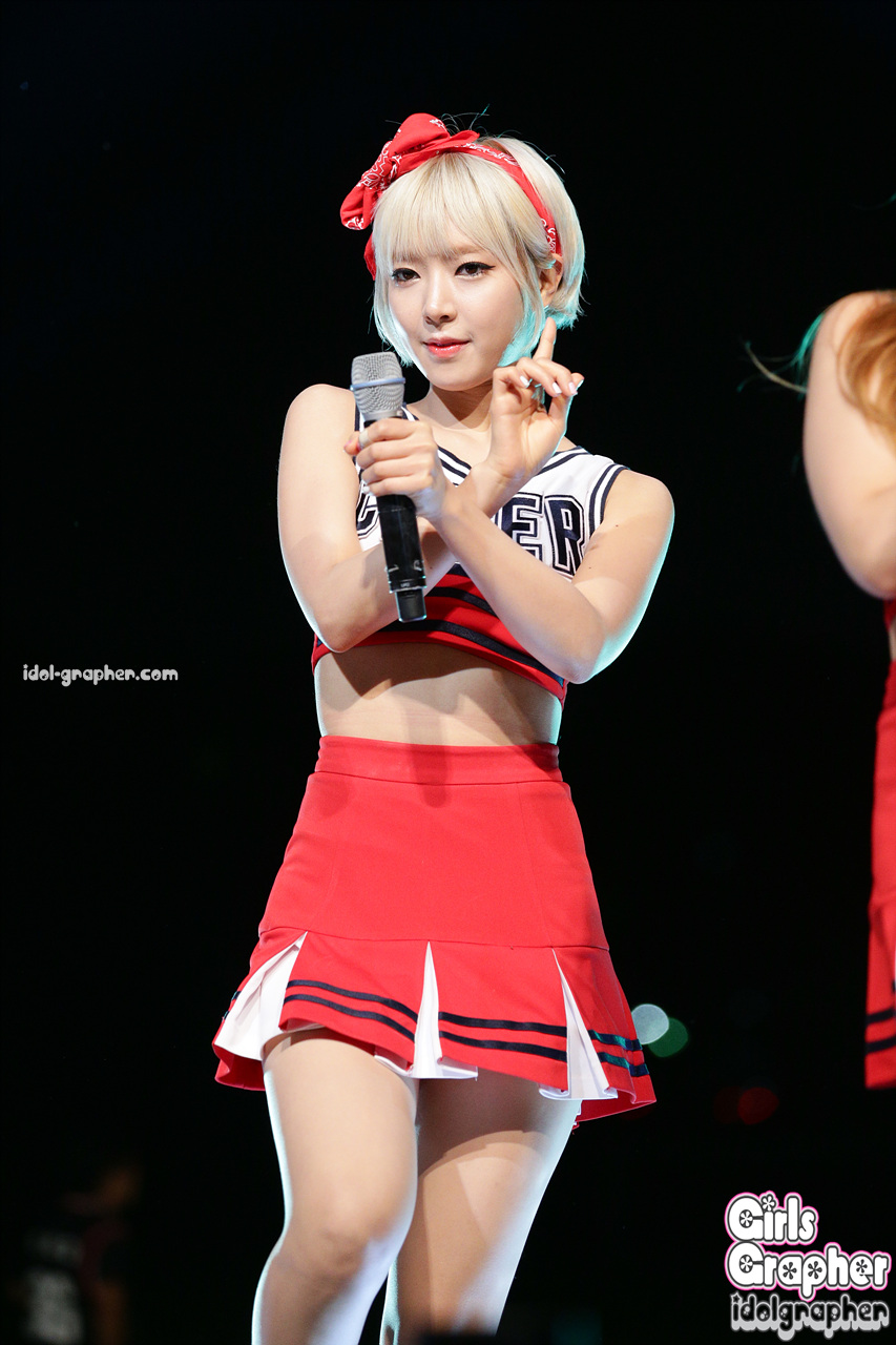 초아(AOA) 직찍 - 140905 한체대 축제 by Girls Grapher